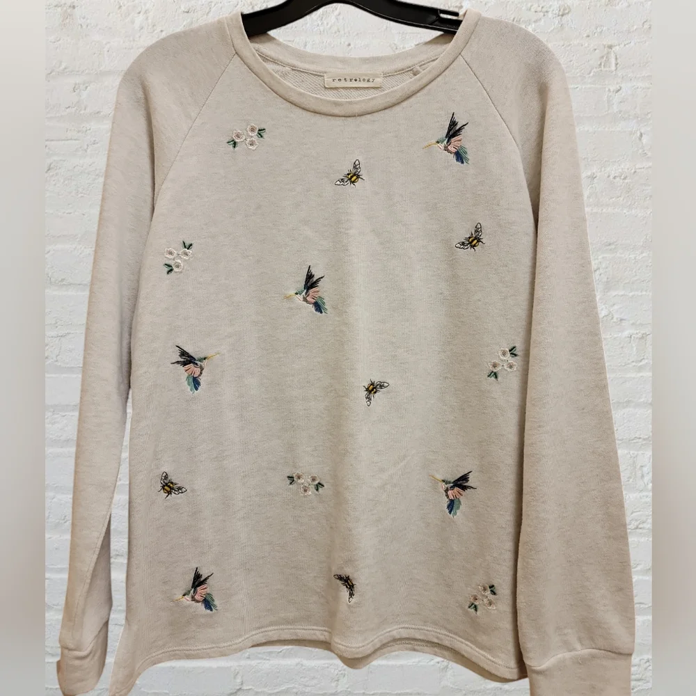 Retrology Embroidered Top Size Large - Picture 8 of 8